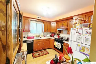 4509 N Hedgerow Dr, Lower Macungie Township, PA 18103 - Photo 10