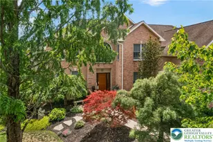 3015 Kerns Ct, North Whitehall Township, PA 18069 - Photo 2