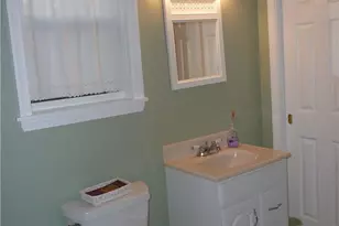 4705 Pheasant Run Ct, Bethlehem Township, PA 18020 - Photo 4