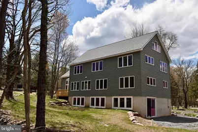 101 Lindbergh Circle, Penn Forrest, PA 18210 - Photo 2