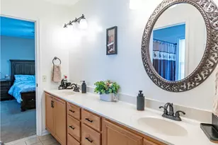 1410 Lorton Dr, Forks Twp, PA 18040 - Photo 46