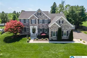 1410 Lorton Dr, Forks Twp, PA 18040 - Photo 1