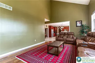 1410 Lorton Dr, Forks Twp, PA 18040 - Photo 28