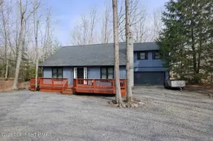 237 Whitman Ln, Penn Forrest, PA 18210 - Photo 6