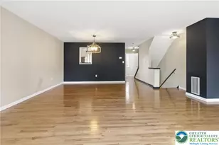 2847 Sequoia Dr, Macungie Boro, PA 18062 - Photo 4