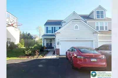 8668 Mayfair Court, Upper Macungie Township, PA 18031 - Photo 2