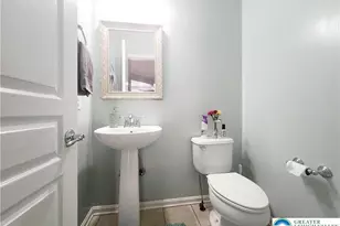 8668 Mayfair Ct, Upper Macungie Township, PA 18031 - Photo 14