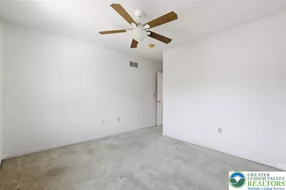 220 Melissa Drive, Palmer Twp, PA 18045 - Photo 32
