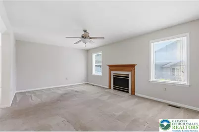 220 Melissa Drive, Palmer Twp, PA 18045 - Photo 14