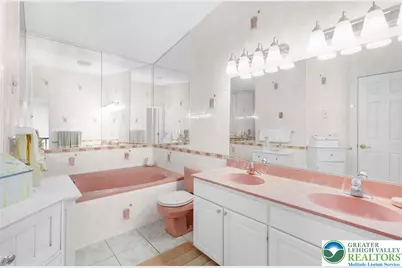 111 Sir Lyonnesse Court, Blakeslee, PA 18347 - Photo 18