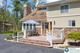 111 Sir Lyonnesse Ct, Tobyhanna Twp, PA 18347 - Photo 2