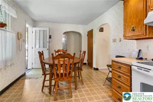 132 S Spruce St, Nazareth Boro, PA 18064 - Photo 6