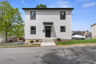 690 W Washington St, Slatington Boro, PA 18080 - Photo 2