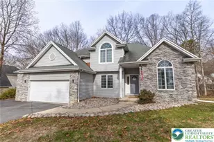 207 Hawks Nest Rd, East Stroudsburg, PA 18302 - Photo 1