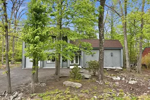 3120 Greenbriar Dr, East Stroudsburg, PA 18301 - Photo 4