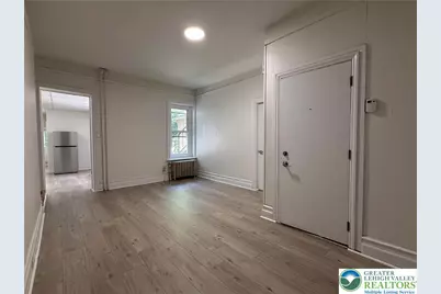 423 Front Street #2, Catasauqua Boro, PA 18032 - Photo 4