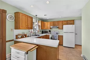 321 E Montgomery St, Salisbury Township, PA 18103 - Photo 16