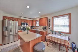 1222 N Rocky Mountain Dr, Chestnuthill Twp, PA 18330 - Photo 16