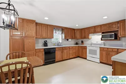 1480 Pennsylvania Avenue, Emmaus Boro, PA 18049 - Photo 16