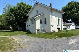 920 E Juniata St, Salisbury Township, PA 18103 - Photo 2