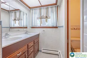 5902 Holiday Dr, Upper Macungie Township, PA 18104 - Photo 26