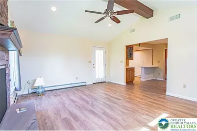 5902 Holiday Drive, Upper Macungie Township, PA 18104 - Photo 24