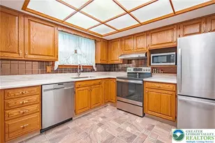 5902 Holiday Dr, Upper Macungie Township, PA 18104 - Photo 16