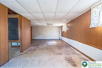 5902 Holiday Drive, Upper Macungie Township, PA 18104 - Photo 36