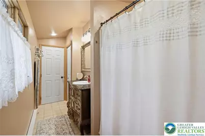 104 Horseshoe Lane, Hawley, PA 18428 - Photo 38
