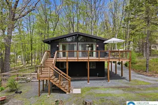 104 Horseshoe Ln, Hawley, PA 18428 - Photo 10
