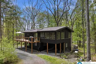 104 Horseshoe Ln, Hawley, PA 18428 - Photo 4