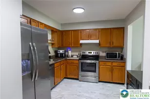 896 Briarstone Rd, Bethlehem City, PA 18017 - Photo 6