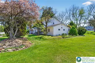5505 Monocacy Dr, East Allen Township, PA 18017 - Photo 4