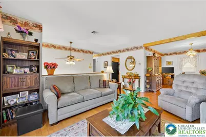 5505 Monocacy Drive, East Allen Township, PA 18017 - Photo 10