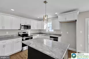 36 Rosalie's Way, Muhlenberg Township, PA 19560 - Photo 2