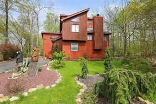 5205 Sundew Terrace, Coolbaugh Twp, PA 18466 - Photo 2