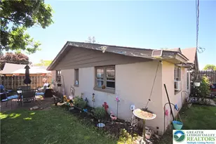 910 Fernwood St, Emmaus Boro, PA 18049 - Photo 6