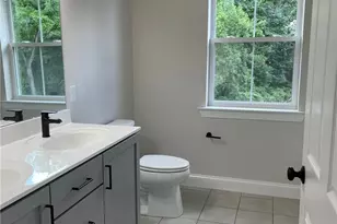 5043 Chapmans Rd, South Whitehall Township, PA 18104 - Photo 12