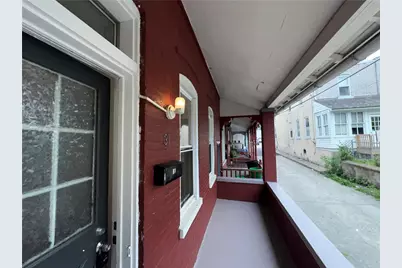 31 N Poplar Street, Allentown City, PA 18102 - Photo 2