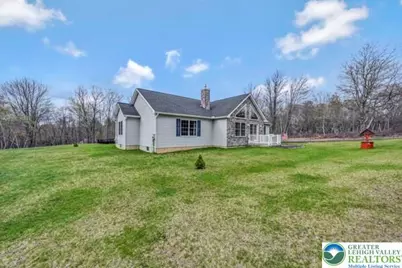 209 Brittany Drive, Penn Forrest, PA 18210 - Photo 10