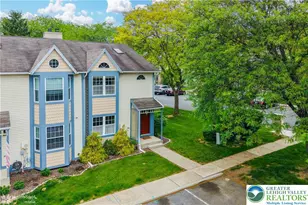 117 Franklin Ct, Bethlehem Township, PA 18020 - Photo 2