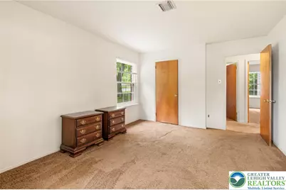 1615 Valley Forge Road, South Whitehall Township, PA 18104 - Photo 18