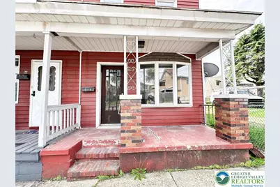 14 E Elm Street, Tamaqua, PA 18252 - Photo 2