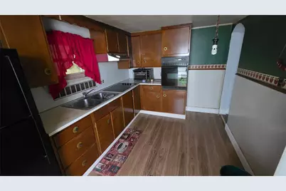 243 Pierce Street, Pottsville, PA 17901 - Photo 6