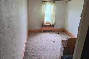 243 Pierce St, Pottsville, PA 17901 - Photo 12