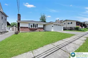 12 W 10th St, Jim Thorpe Boro, PA 18229 - Photo 10