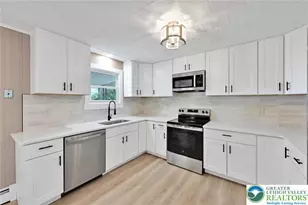 12 W 10th St, Jim Thorpe Boro, PA 18229 - Photo 22