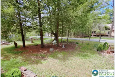 105 Tulip Trail, Tobyhanna Twp, PA 18466 - Photo 8