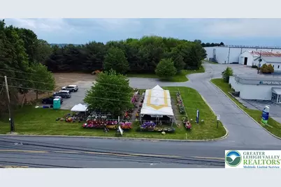 3746 Pa. Route 309, North Whitehall Township, PA 18069 - Photo 8