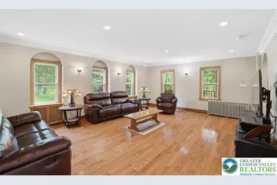 1015 Route 390, Greentown, PA 18426 - Photo 10